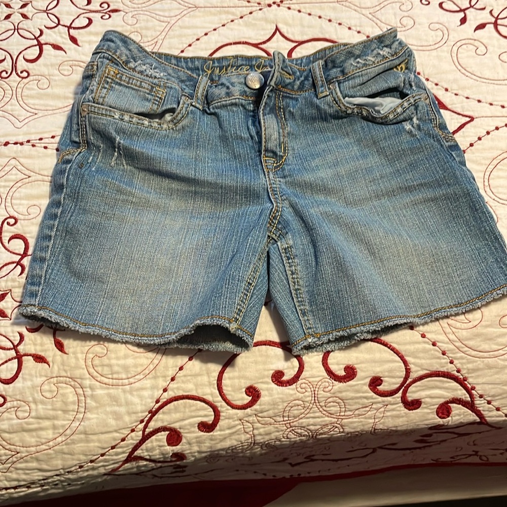 Kids Justice shorts